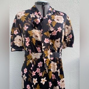 Maggie London Chic Black Floral Tie Neck Women’s Dress size 16
